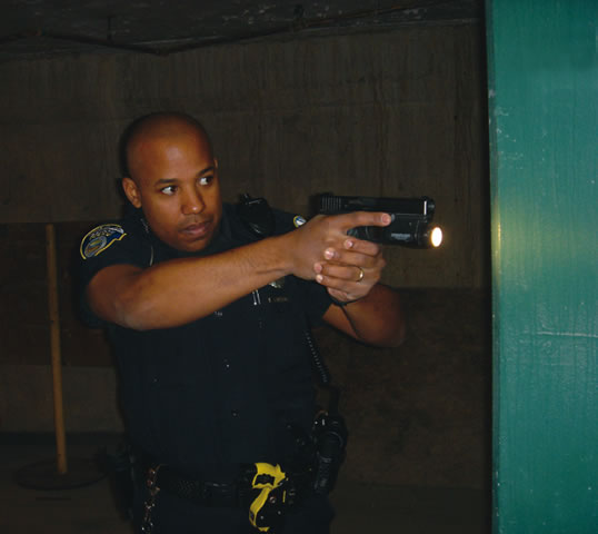 L Po0607 Winning Edge