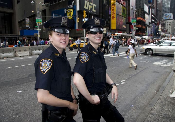 Two female officers of the NYPD. Photo courtesy of NYCArthur (Flickr.com).