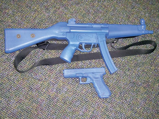 Po0904 Blueguns 5