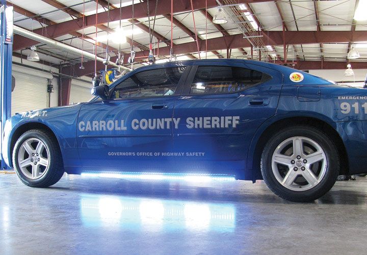 HG2 Runner lights allow passing motorists to see police vehicles from the side, which can prevent accidents.