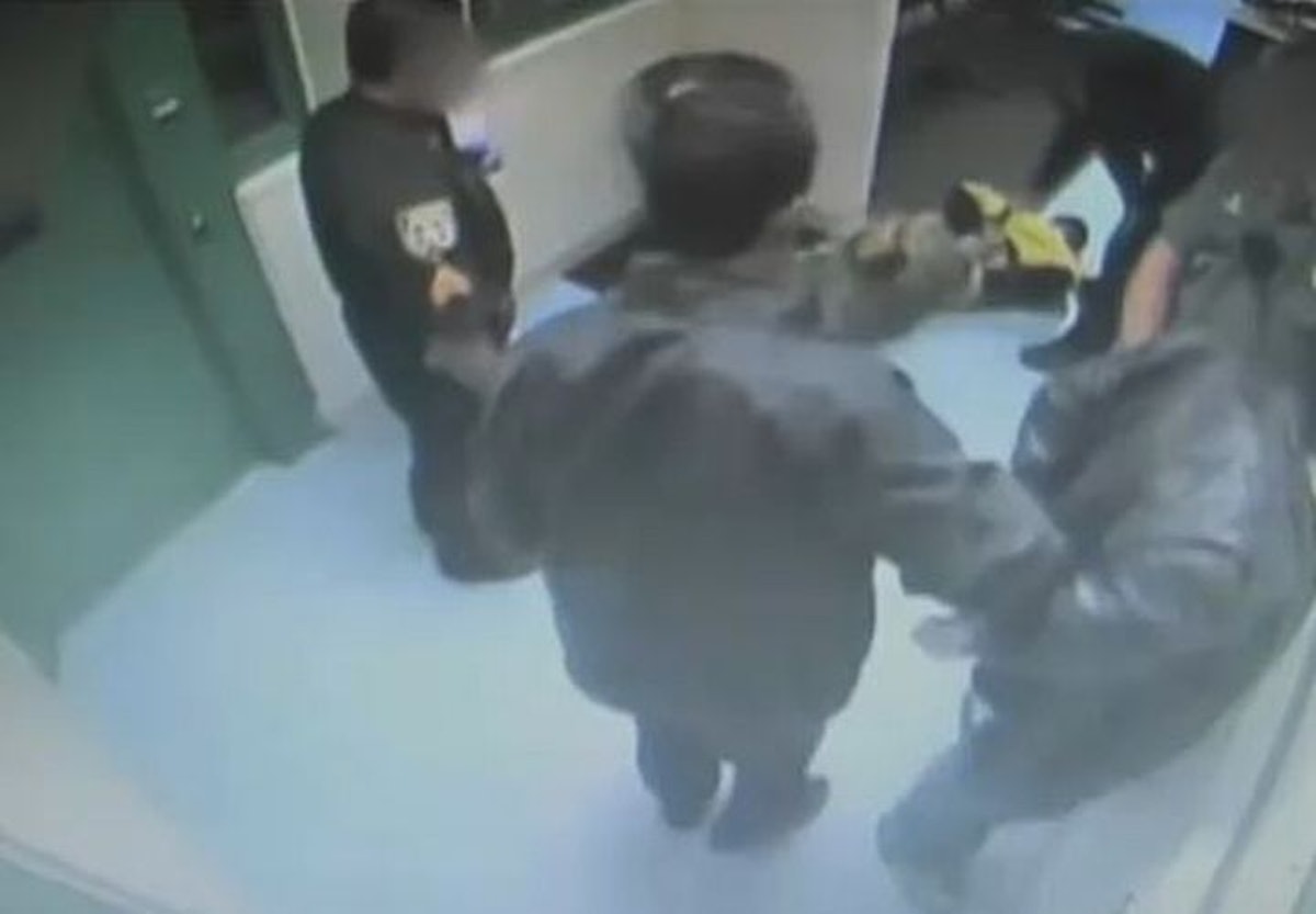 Florida Deputy Charged with Battery of Detainee Police Magazine