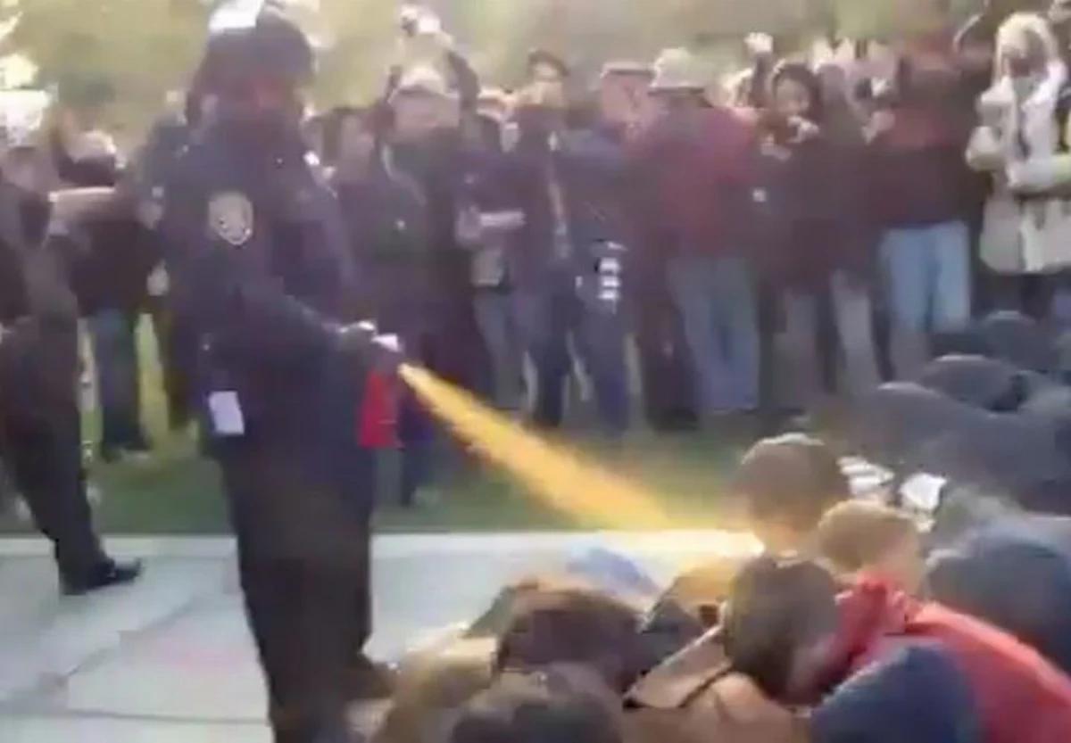 UC Davis Officers Pepper-Spray Protesters | Police Magazine