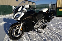 L Yamaha Fjr1300 Side 1
