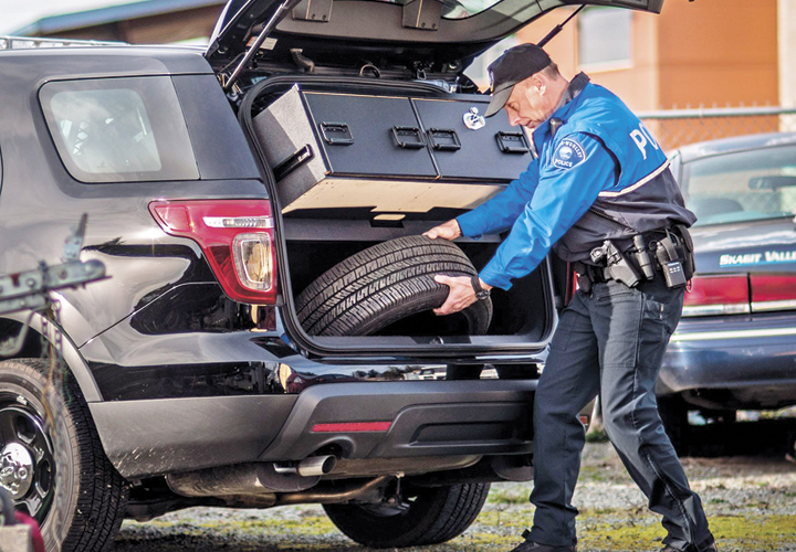 TruckVault's Lift System is designed to allow spare tire access for Ford Explorer pursuit vehicles. The company’s Lift Technology uses air assist cylinders to make lifting the entire unit a snap. Simple in design, its all-steel construction is engineered for heavy service.