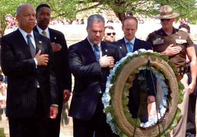 FLEOA hosted a 20-Year Remembrance Ceremony to honor the eight law enforcement who died in the Oklahoma City bombing ‎in 1995. (Photo: FLEOA)