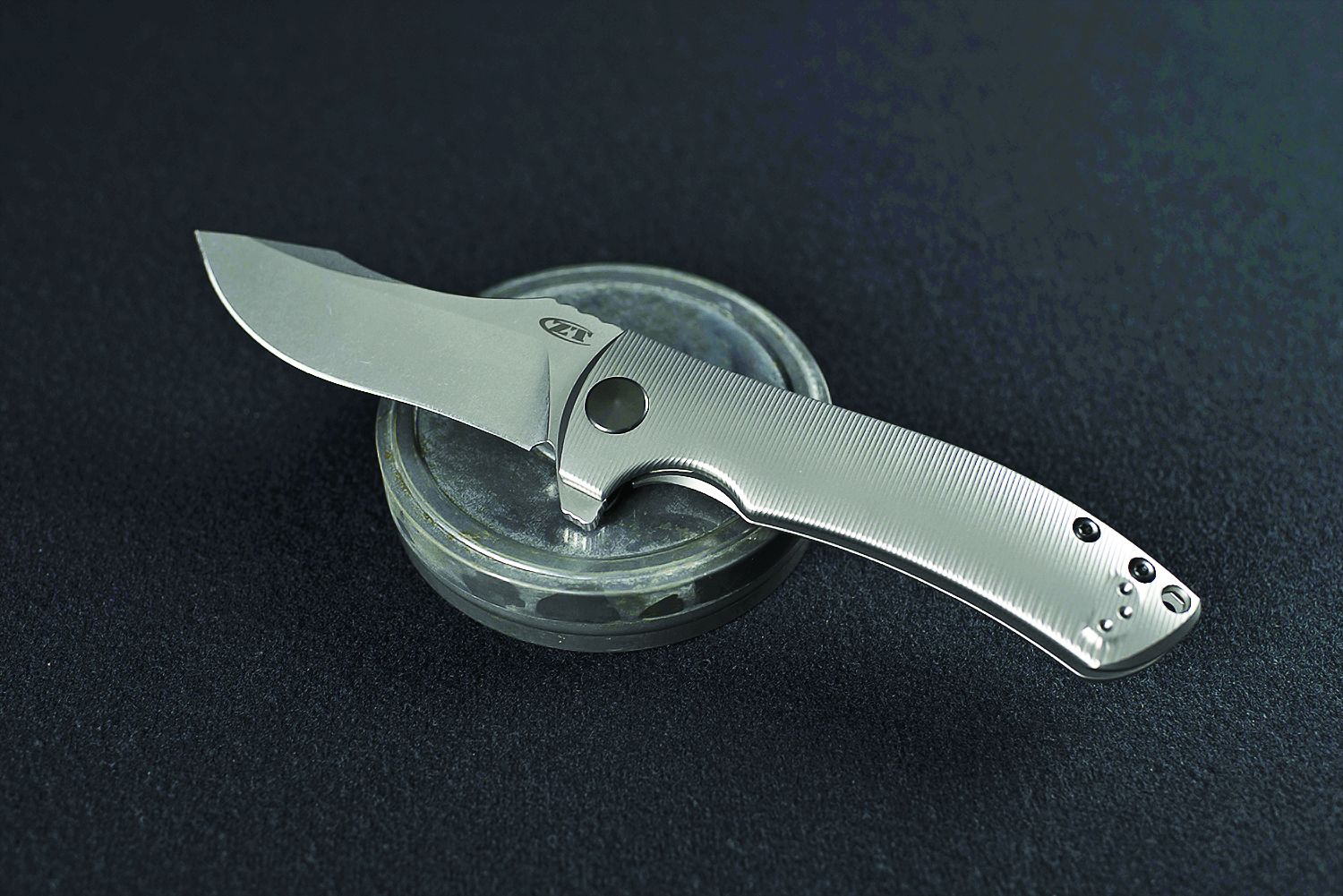 Police Product Test: Zero Tolerance ZT 0920 Titanium Knife