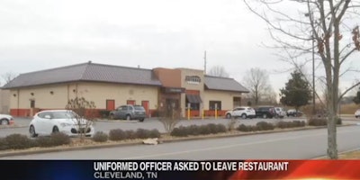 A uniformed Tennessee officer was asked to leave an Outback restaurant because he was carrying his duty weapon.
