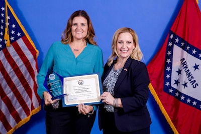 Becky Vacco—a longtime special agent with the Arkansas State Police—has been named Law Enforcement Officer of the Year by Arkansas Attorney General Leslie Rutledge. Image courtesy of ASP / Facebook.