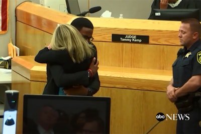 In an extraordinary act of faith in God, the younger brother of Botham Jean—who was reportedly shot and killed by an off-duty Dallas police officer as he sat in his apartment while sitting on his couch eating ice cream—took to the witness stand during the sentencing hearing to forgive that former officer and urge her to give her life to Christ.