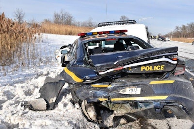 A New York State trooper was injured while investigating a traffic accident.