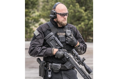 Specifically designed for law enforcement and military personnel, the NoizeBarrier Range SA can be worn during firearms training and for critical incidents where hearing protection and advanced situational awareness are needed.