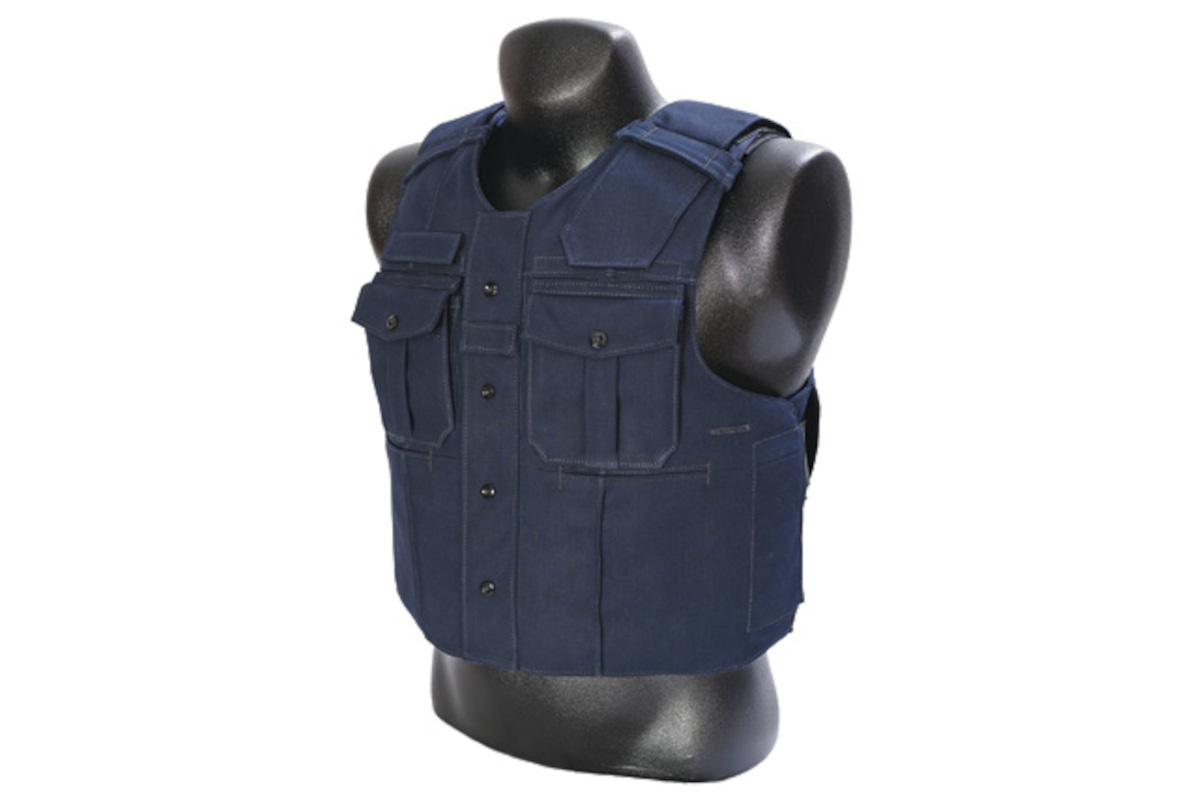 Buyers of Point Blank's new Guardian crossover external armor carrier can choose from a wide variety of options, including a slick uniform-style front (pictured) or a load-bearing version with MOLLE. (Photo: Point Blank)