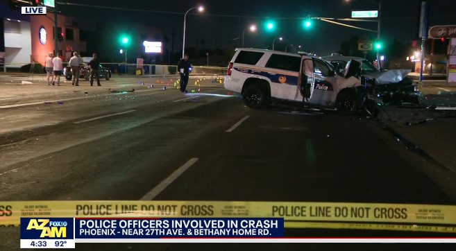 Two Phoenix officers were injured in a multi-vehicle crash Tuesday night. (Photo: Fox Screen Shot)