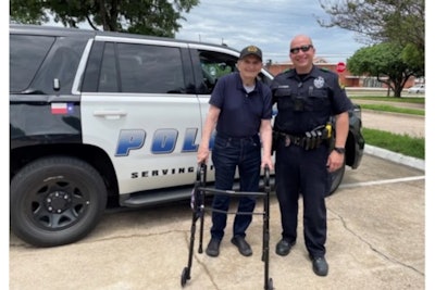 World War II veteran Clifford Stump and and Dallas Police Senior Corporal Langlois. (Photo: Dallas PD)