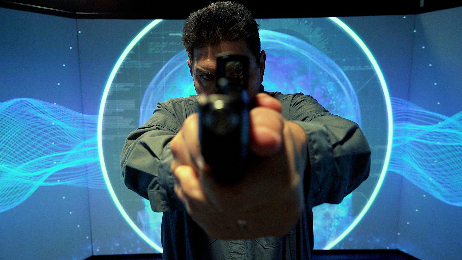 Modern training simulators allow use of red dots and other sight systems.