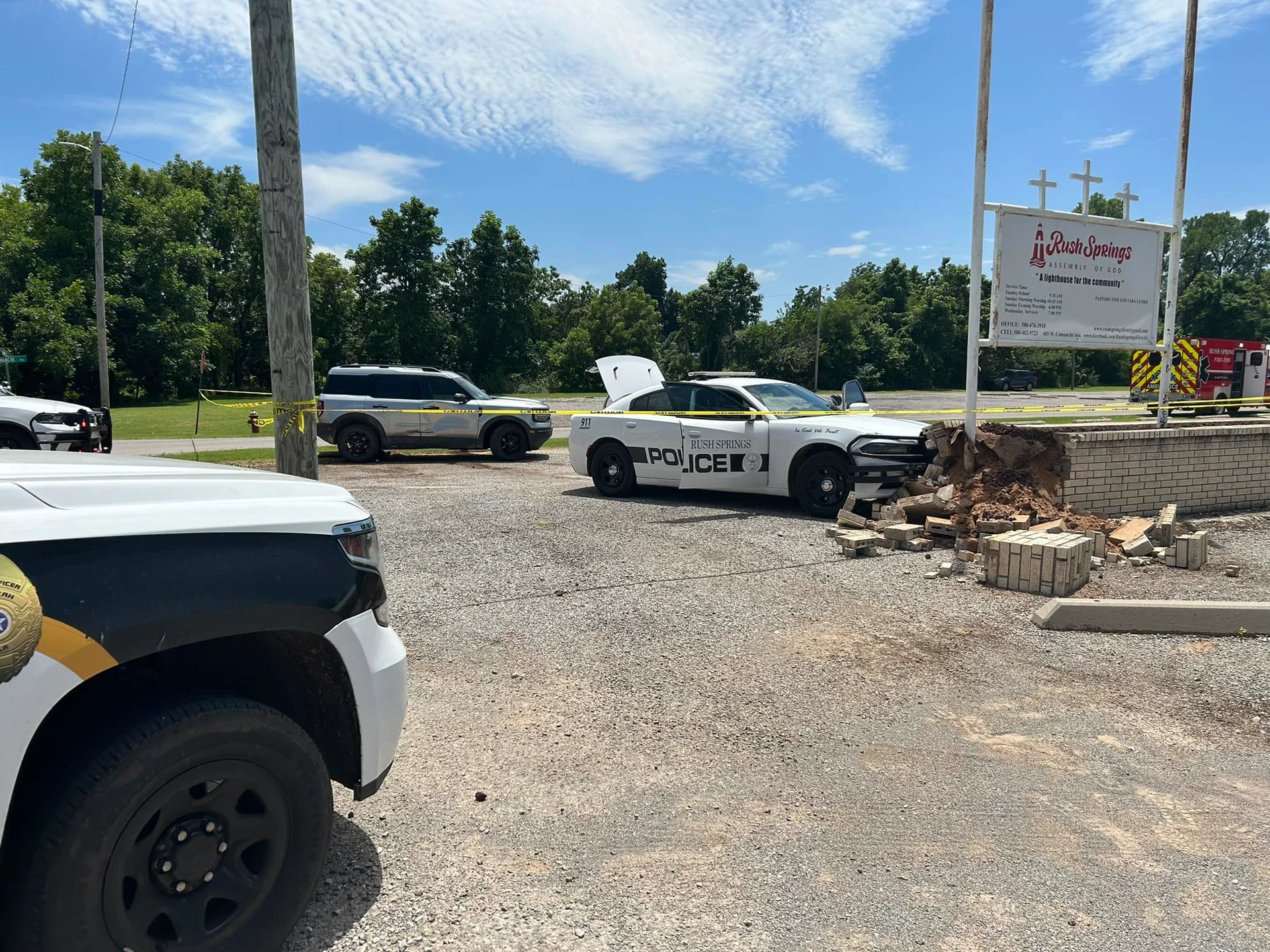 OK Detainee Slips Cuffs, Runs Over Officer with Patrol Vehicle - Vimarsana News