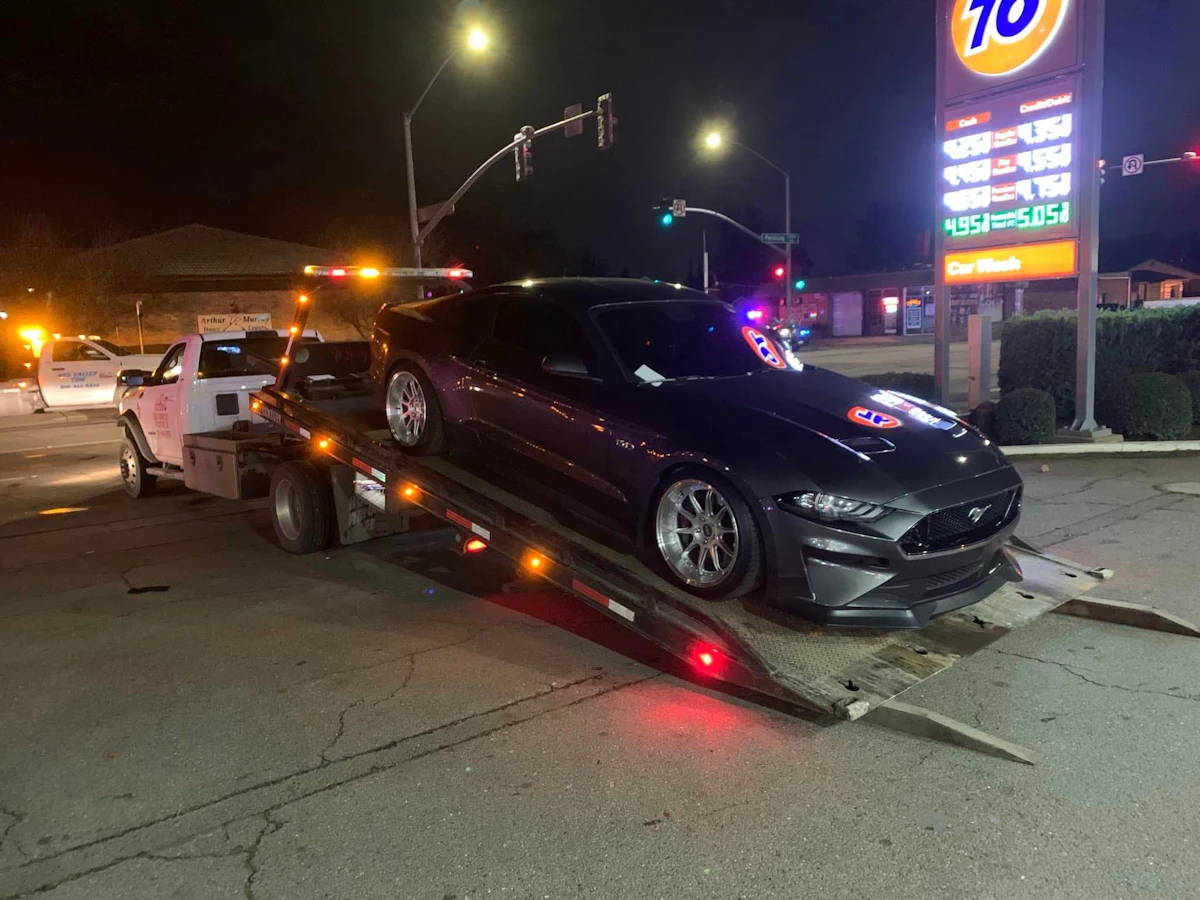 California Sheriff Holding 88 Cars Confiscated at Weekend Sideshow - Vimarsana News