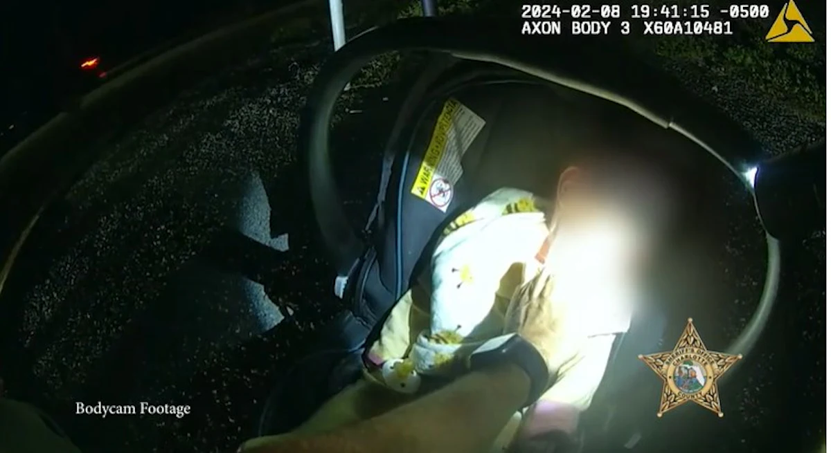 Florida Deputy Saves Life of Baby Trapped in Wrecked SUV - Vimarsana News