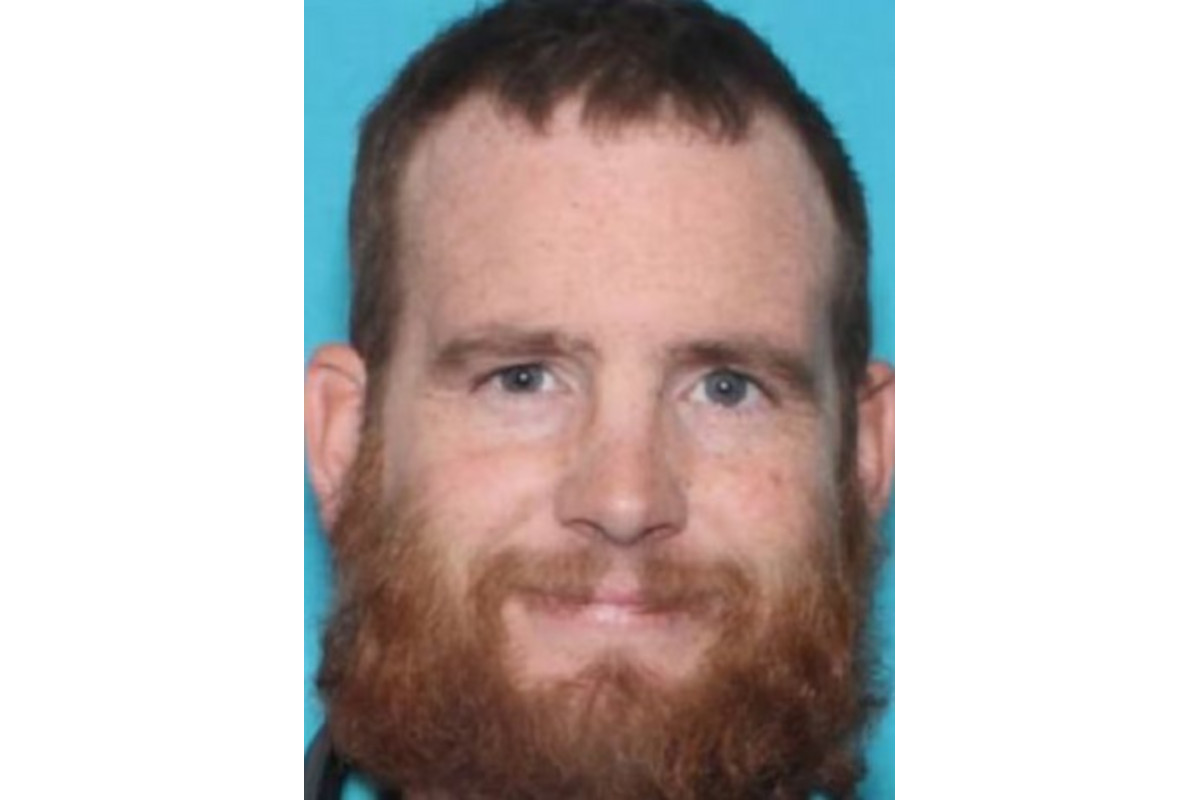 Seth Altman is the subject of a Texas manhunt. He is wanted for attempted murder of a small town police chief.