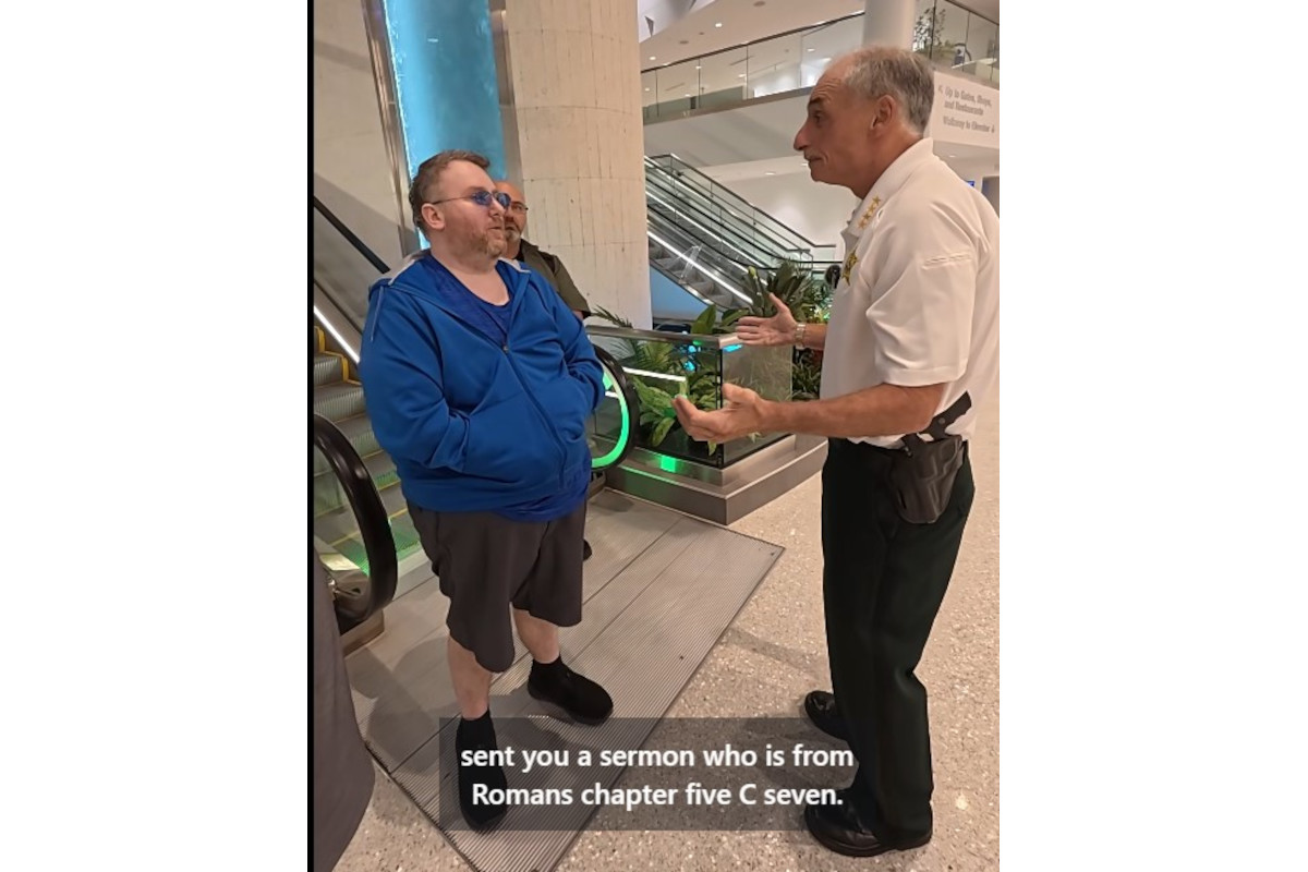 Volusia County, Florida, Sheriff Mike Chitwood confronts a Washington man who allegedly threatened his life.